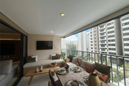 Apartamento à venda com 3 suítes em Vila Andrade, São Paulo, SP