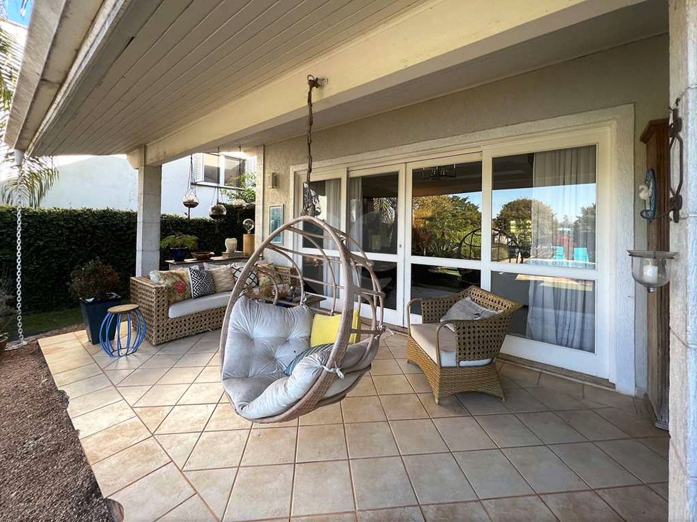 Casa à venda com 4 suítes em Vila Santo Antônio, Cotia, SP