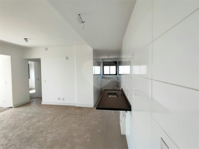 Apartamento à venda com 2 quartos, sendo 1 suíte,  em Santana, São Paulo, SP