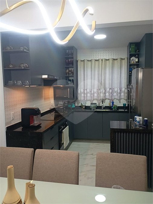 Casa à venda com 4 quartos, sendo 3 suítes,  no condomínio Residencial Real Park Tietê, Mogi das Cruzes - SP