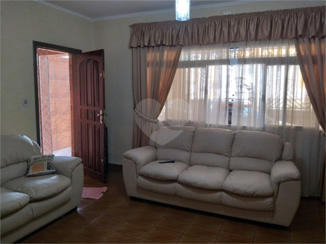 Sobrado à venda com 3 quartos, sendo 2 suítes,  em Vila Nova Mazzei, São Paulo, SP