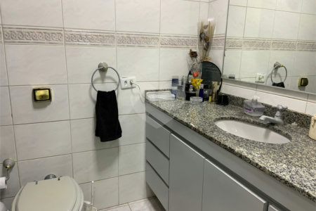 Apartamento à venda com 3 quartos em Bosque da Saúde, São Paulo, SP