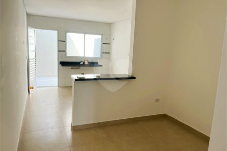 Sobrado à venda com 3 quartos, sendo 1 suíte, em Vila Tiradentes, São Paulo, SP
