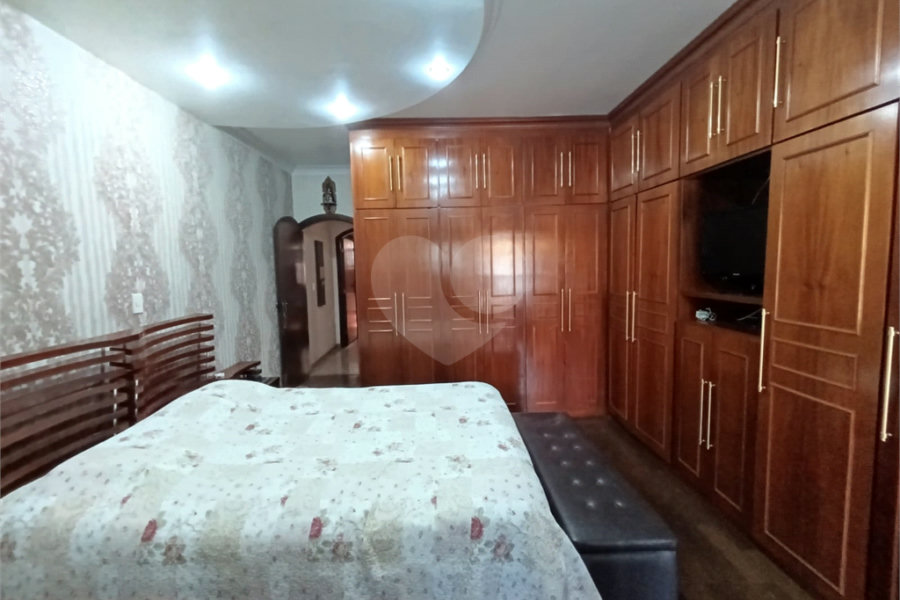 Sobrado à venda com 4 quartos, sendo 1 suíte, em Jaçanã, São Paulo, SP