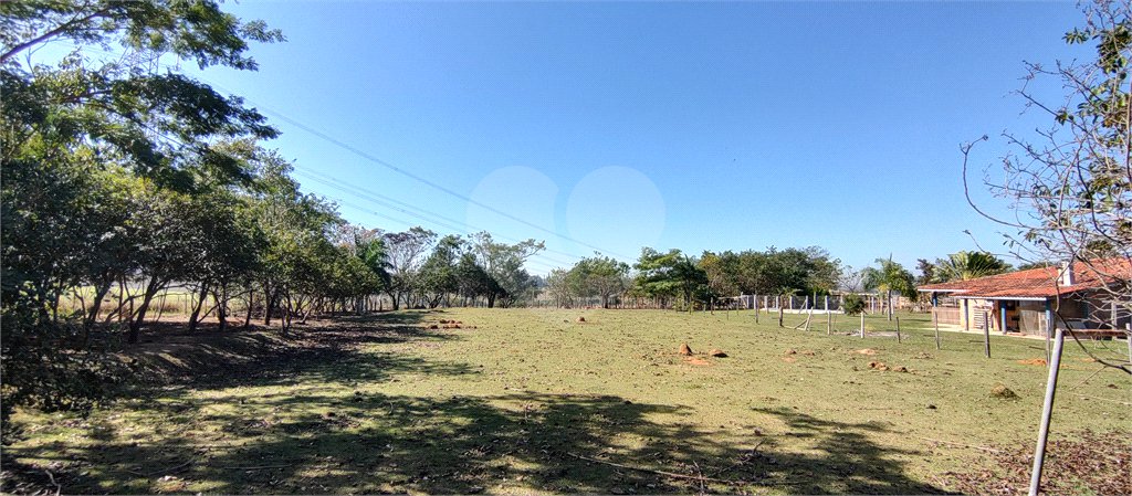 Sítio à venda com 2 suítes em Buru, Salto, SP