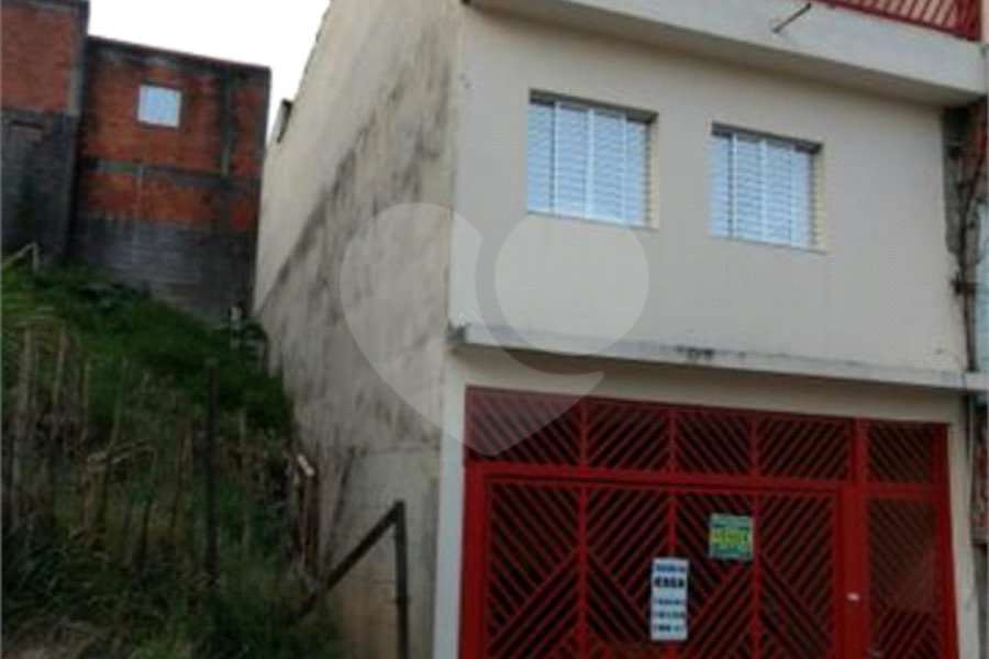 Sobrado à venda com 4 quartos em ANHANGUERA, São Paulo, SP