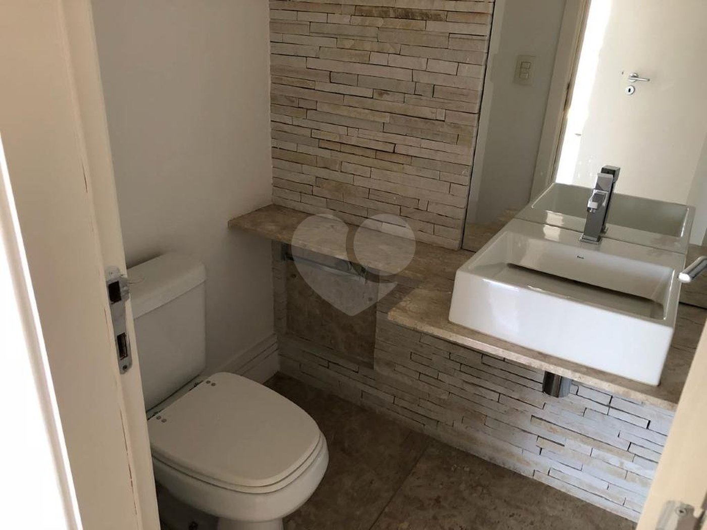 Apartamento à venda com 3 suítes em Vila Suzana, São Paulo, SP