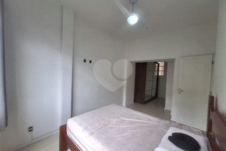 Apartamento à venda com 2 quartos, sendo 1 suíte,  em Tijuca, Rio de Janeiro, RJ