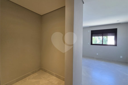 Casa à venda com 5 suítes no condomínio Fazenda Imperial, Sorocaba - SP