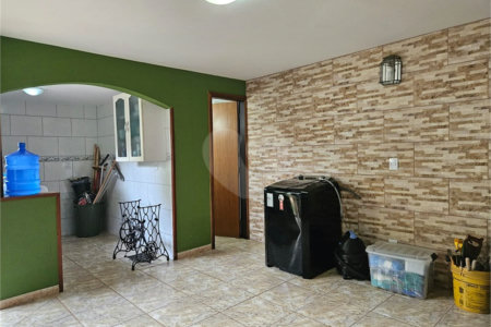 Casa à venda com 4 quartos, sendo 3 suítes, em Jardim Tapajós, Atibaia, SP