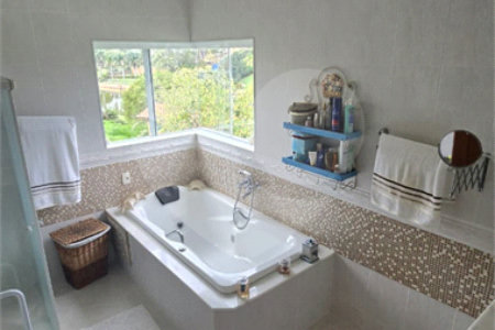 Casa à venda com 4 suítes no condomínio Acmti - Colinas do Mosteiro, Terras de Itaici e Recanto dos Pássaros, Indaiatuba - SP