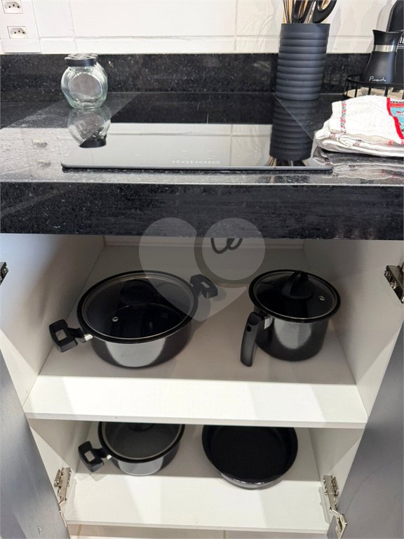 Apartamento à venda ou para alugar com 1 quarto no Centro, Mogi das Cruzes, SP
