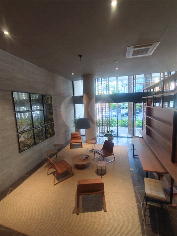 Apartamento à venda com 3 suítes em Jardim Vila Mariana, São Paulo, SP