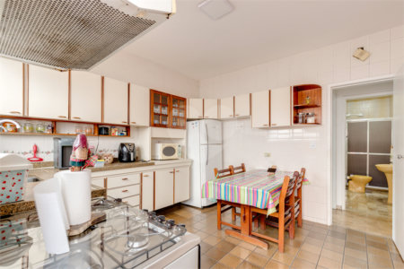 Casa de Vila à venda com 3 quartos, sendo 1 suíte, em Granja Julieta, São Paulo, SP