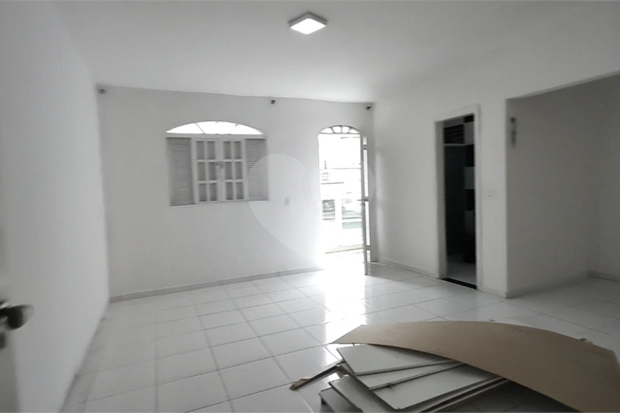 Casa à venda com 4 quartos, sendo 1 suíte, em Jardim Japão, São Paulo, SP