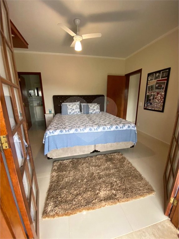 Casa à venda com 7 suítes no condomínio Capela do Barreiro, Itatiba - SP