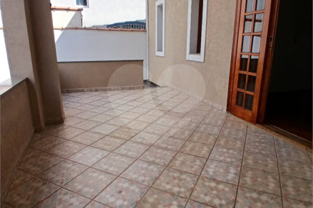 Casa à venda com 5 quartos, sendo 3 suítes, em Vila Santista, Atibaia, SP