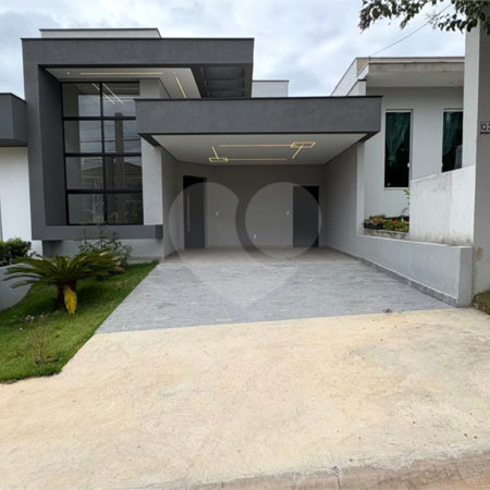 Casa à venda com 3 quartos, sendo 1 suíte, no condomínio Villagio Milano, Sorocaba - SP