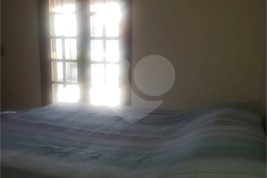 Sobrado à venda com 3 quartos, sendo 1 suíte, em Tremembé, São Paulo, SP