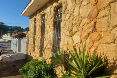 Casa à venda com 3 quartos, sendo 2 suítes, em Capela, Vinhedo, SP