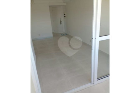 Apartamento à venda com 3 quartos, sendo 1 suíte, em Vila Gustavo, São Paulo, SP