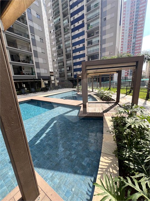 Apartamento à venda com 3 quartos, sendo 1 suíte,  em Jardim Flor da Montanha, Guarulhos, SP
