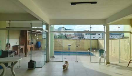 Sobrado à venda com 4 suítes em Tremembé, São Paulo, SP