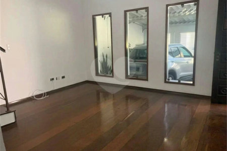 Sobrado à venda com 4 quartos, sendo 2 suítes, em Jardim do Mar, São Bernardo do Campo, SP