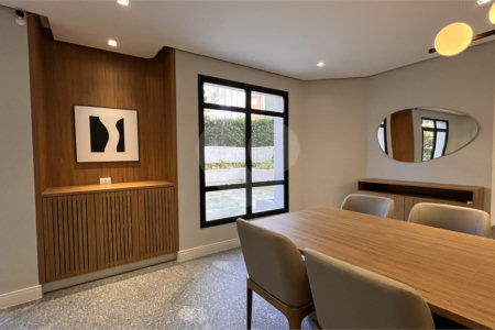 Apartamento à venda com 4 quartos, sendo 1 suíte, em Vila Mariana, São Paulo, SP