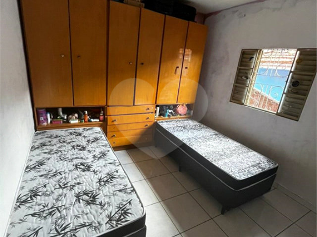 Sobrado à venda com 3 quartos em Jardim Peri, São Paulo, SP