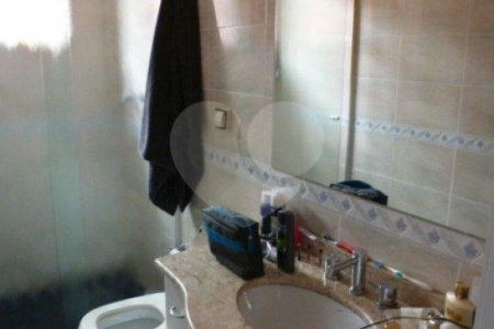 Sobrado à venda com 3 quartos, sendo 1 suíte,  em Paraíso do Morumbi, São Paulo, SP