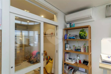 Apartamento à venda com 4 quartos, sendo 2 suítes, em Higienópolis, São Paulo, SP