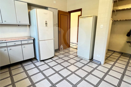 Sobrado à venda com 4 quartos, sendo 1 suíte, em Santana, São Paulo, SP