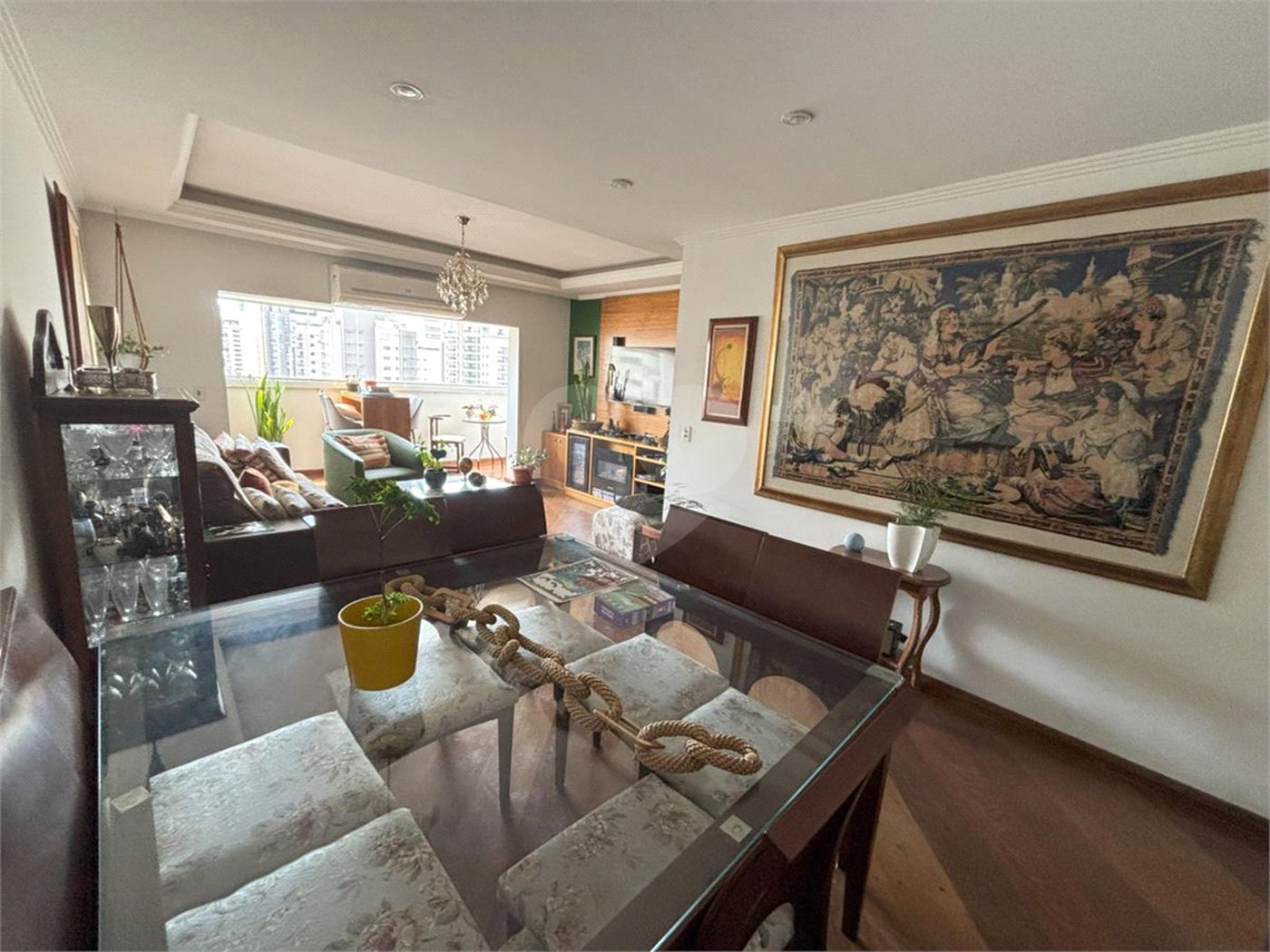Apartamento à venda com 3 suítes em Indianópolis, São Paulo, SP