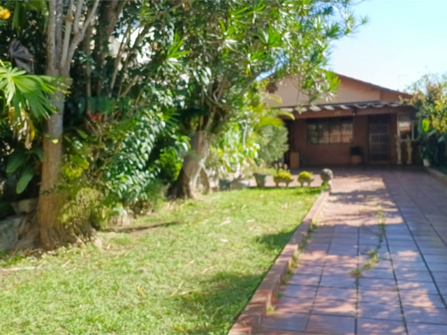 Casa Térrea à venda com 3 quartos em Interlagos, São Paulo, SP