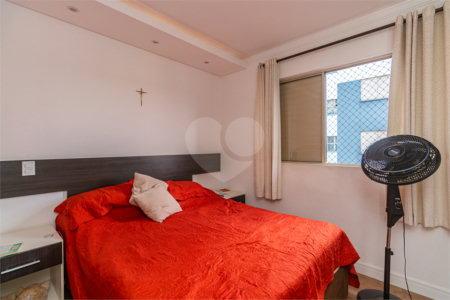 Apartamento à venda com 3 quartos, sendo 1 suíte, em Jardim Marajoara, São Paulo, SP