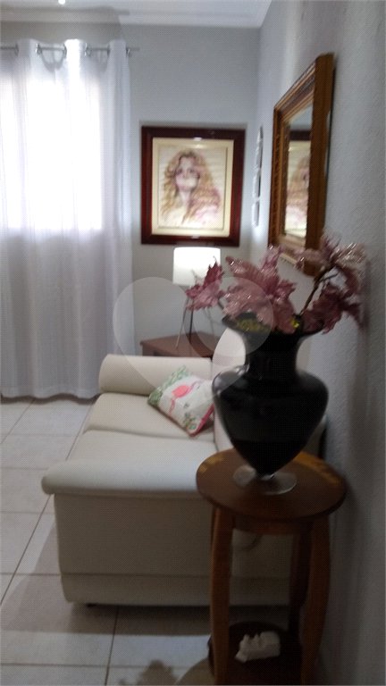 Sobrado à venda com 2 quartos, sendo 1 suíte,  em Jardim Regente, Indaiatuba, SP