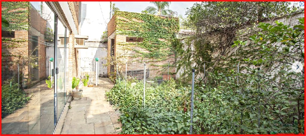 Casa à venda com 3 quartos, sendo 1 suíte, em Pinheiros, São Paulo, SP