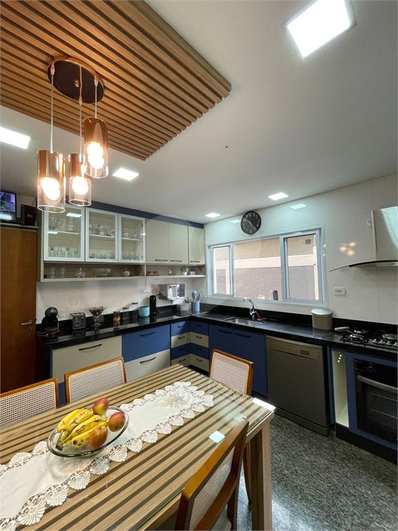 Casa à venda com 3 suítes em Jardim Itaperi, Atibaia, SP