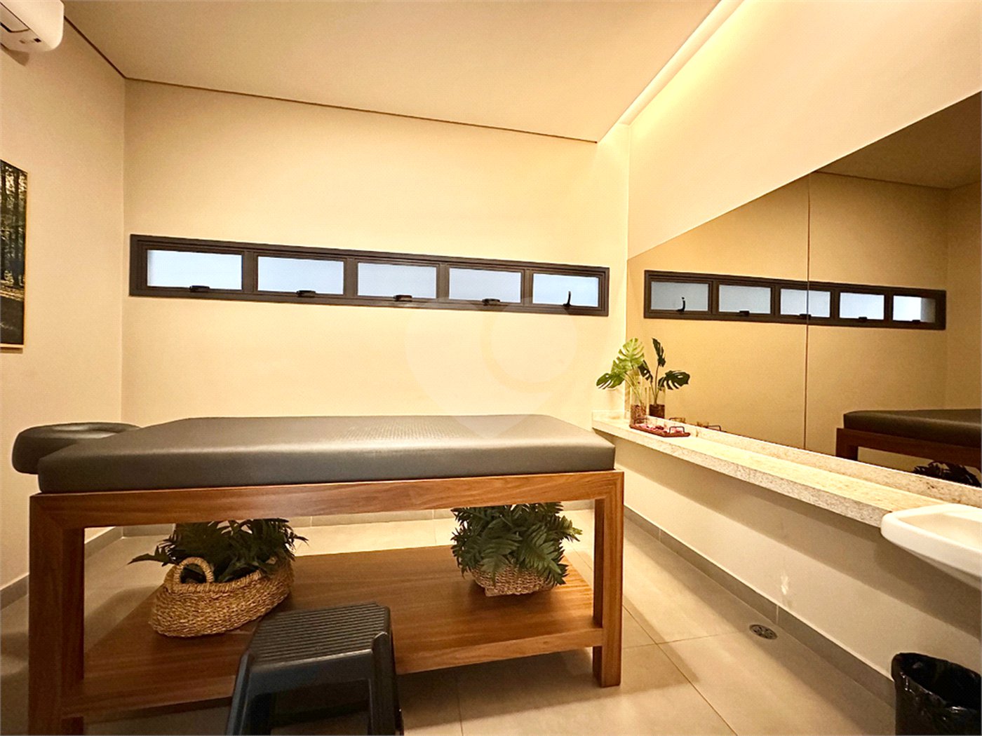 Apartamento à venda com 2 quartos, sendo 1 suíte,  em Cerqueira César, São Paulo, SP
