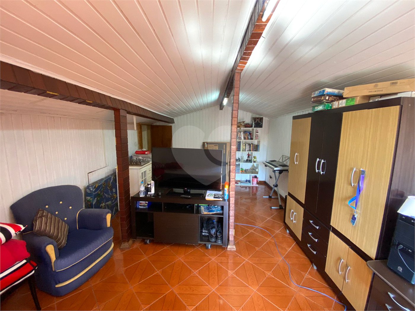 Casa à venda com 3 quartos, sendo 1 suíte,  em Parque Santa Rosa, Suzano, SP