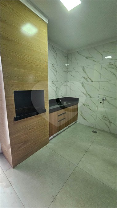Casa à venda ou para alugar com 3 quartos, sendo 1 suíte, no condomínio Jardim Park Real, Indaiatuba - SP