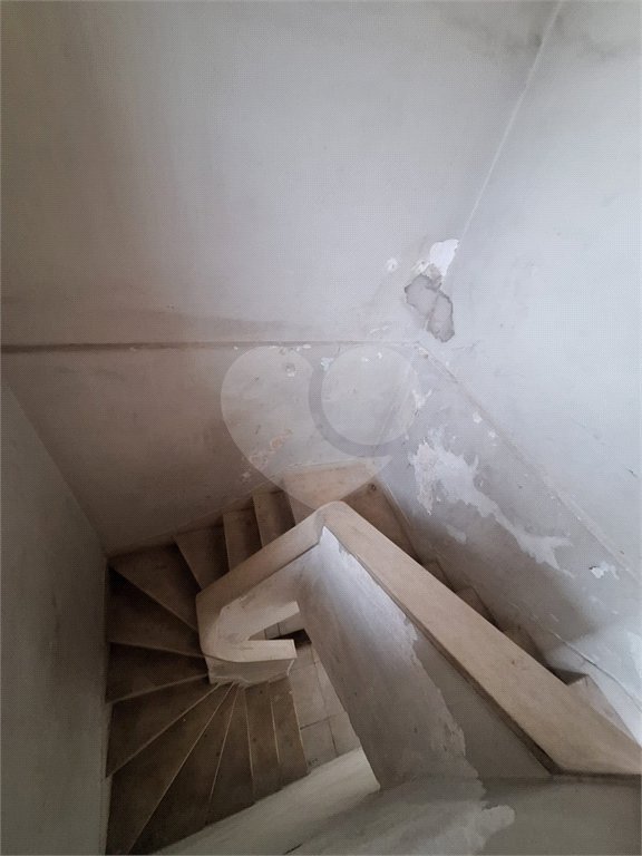 Sobrado à venda com 2 quartos em Bom Retiro, São Paulo, SP
