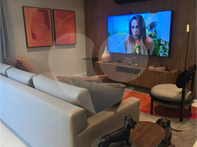 Apartamento à venda com 3 suítes em Santana, São Paulo, SP