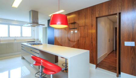 Apartamento à venda com 4 suítes em Alto da Boa Vista, São Paulo, SP