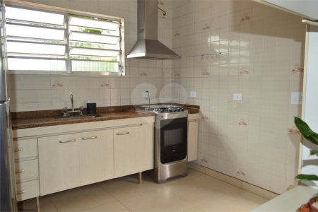 Casa à venda com 3 quartos, sendo 1 suíte, em Jardim Prudência, São Paulo, SP