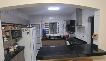 Casa à venda com 3 quartos, sendo 1 suíte, em Jardim Europa, Votorantim, SP