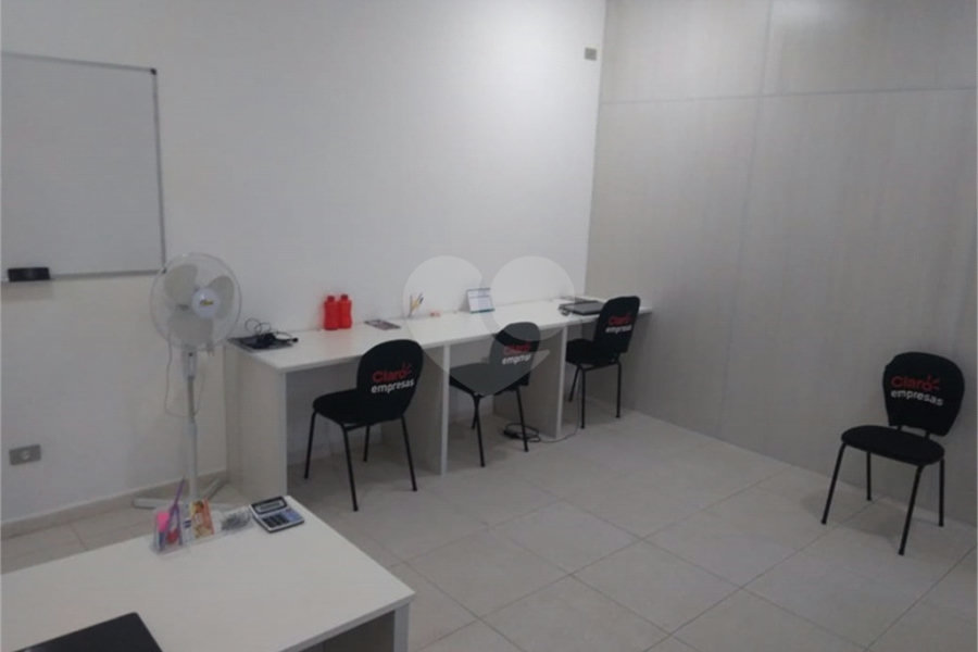 Prédio à venda com 3 quartos em Santana, São Paulo, SP