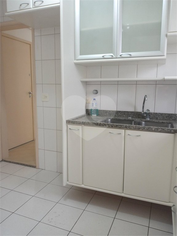 Apartamento para alugar com 79m², 2 suítes e 2 vagas próximo ao Portal do Morumbi