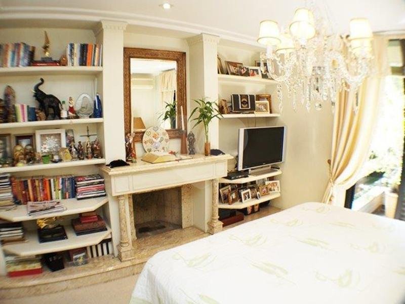 Apartamento à venda ou para alugar com 4 suítes em Moema, São Paulo, SP
